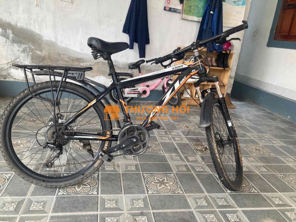 Dư xe cần bán