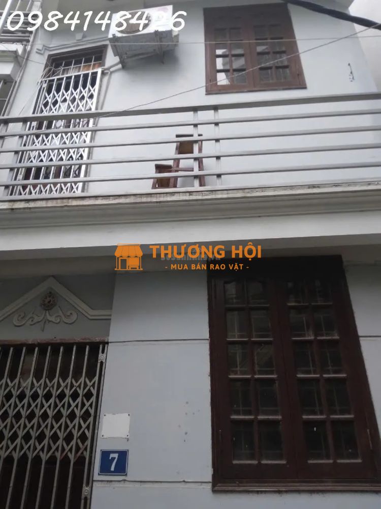 Chính chủ cần cho thuê nhà 3 tầng tại Ngõ 48, Nguyễn Khánh Toàn, Cầu Giấy, Hà Nội