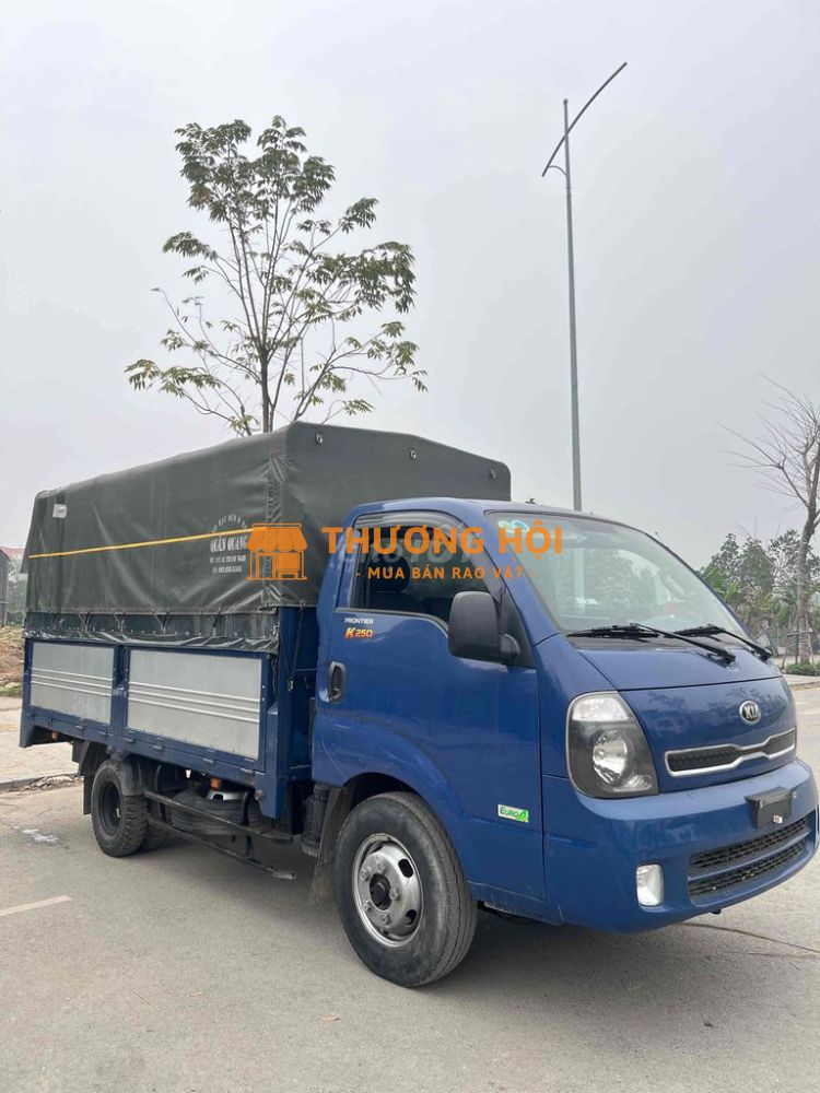 Kia K250 mui bạt