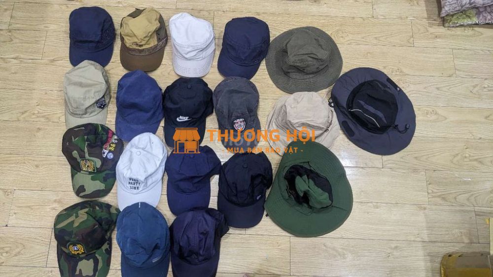 Cần bán lô mũ đấu giá nhật về