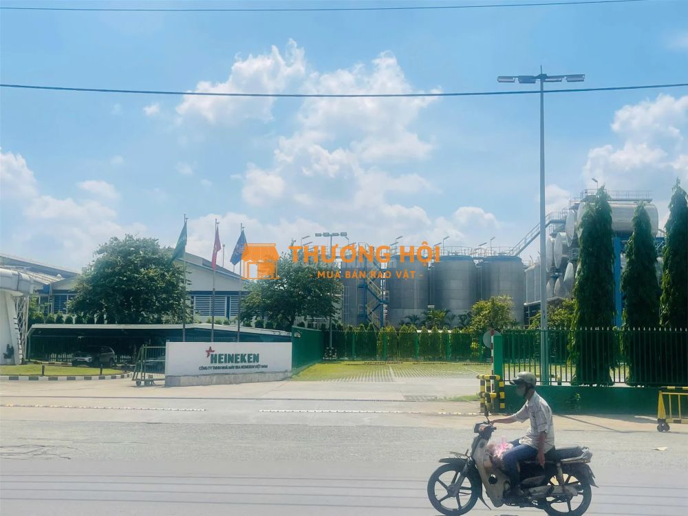 BÁN KHÁCH SẠN 7 TẦNG CÓ THANG MÁY, MẶT TIỀN ĐƯỜNG 12M SÁT LÊ VĂN KHƯƠNG QUẬN 12 - GẦN 260M2, NGANG
