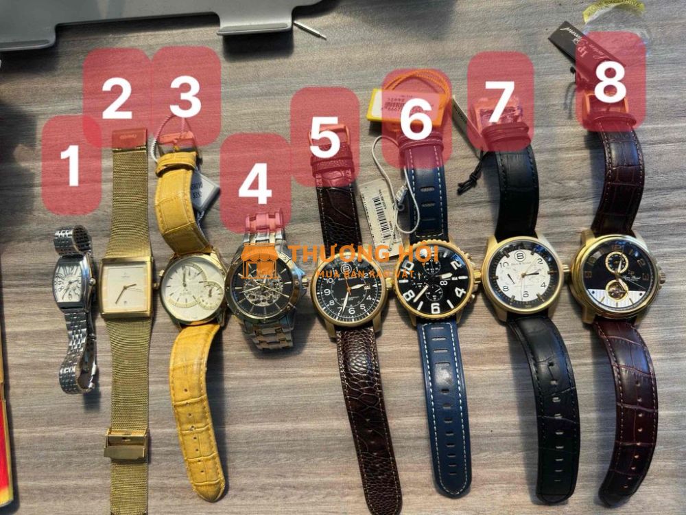 Còn mốt số đồng hồ đeo tay Sale cho anh em
