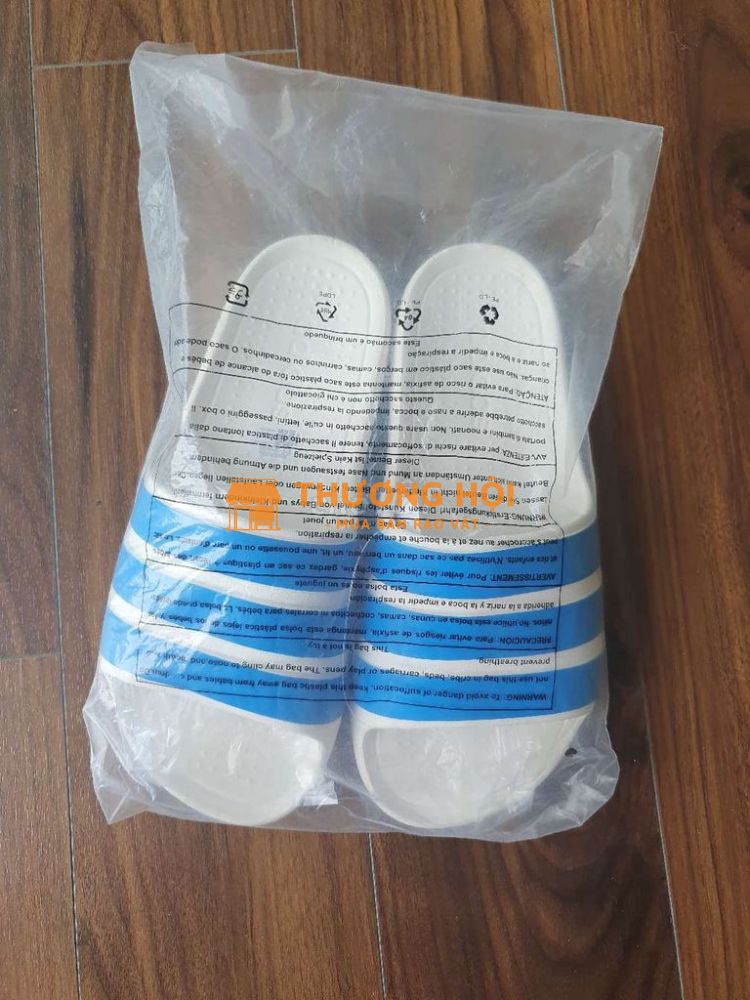 Dép Aidas Cloudfoam sz 43 Auth+ new 100%