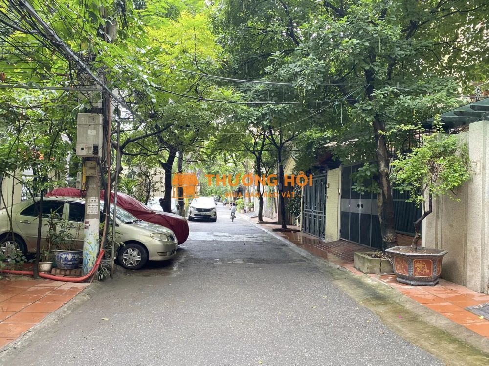 Khách sạn Nguyễn Trãi Sát Royal, Ô tô tránh 76m2 5T Thang máy MT 4m, 9 Phòng, Chỉ 16 Tỷ