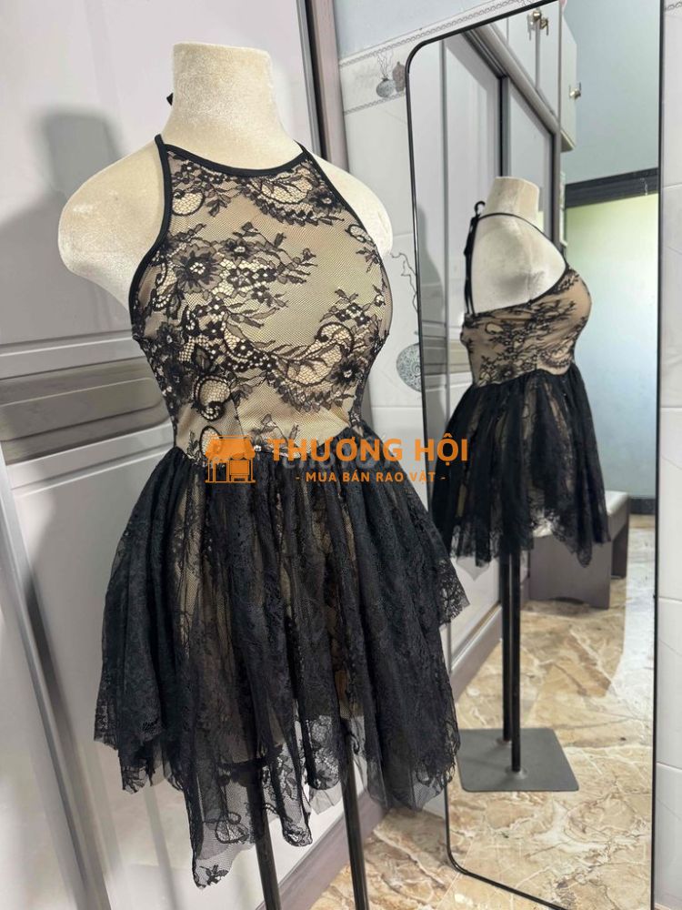 Đầm cổ yếm ren sexy
