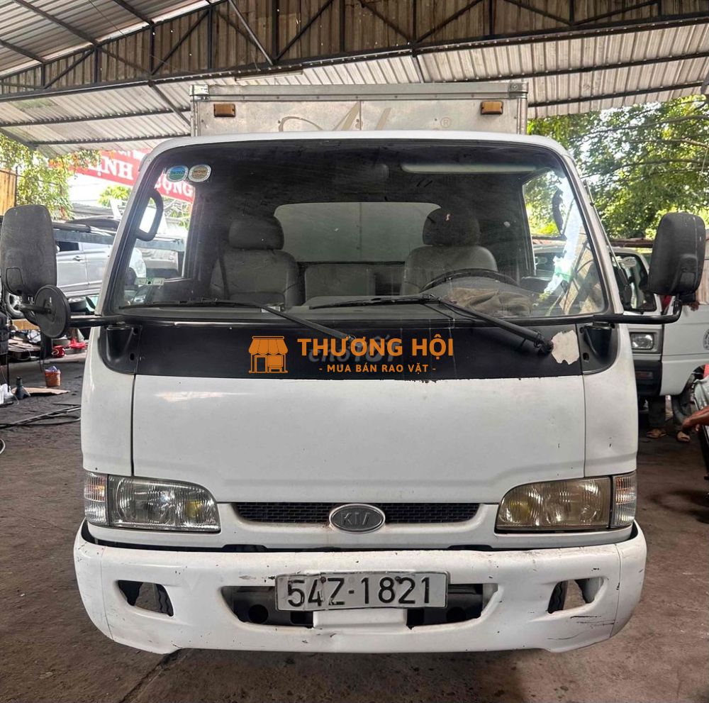 Kia k3000s đời 2009 thùng kín 1chủ mua mới từ đầu!