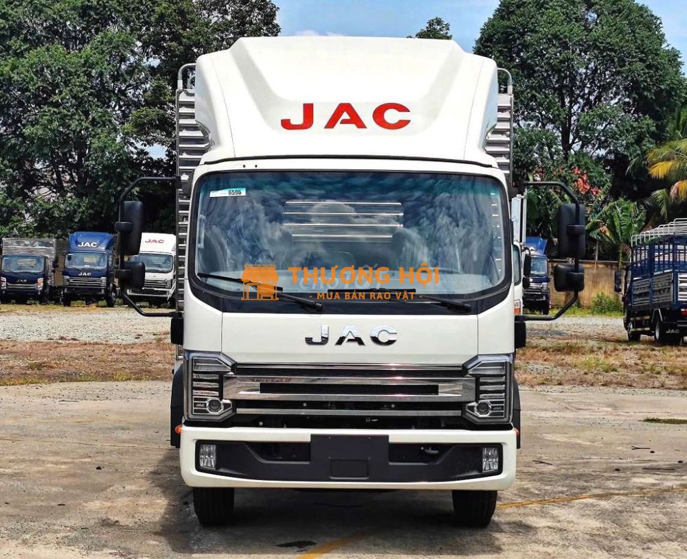 XE TẢI JAC N750 PLUS E5 TẢI 7.300KG THÙNG 6M2 2025