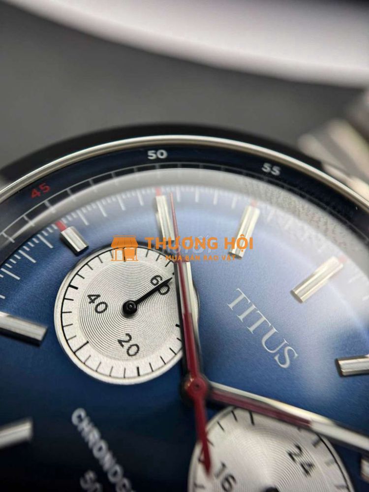 Đồng hồ Titus chronograph pin kim trôi full thép