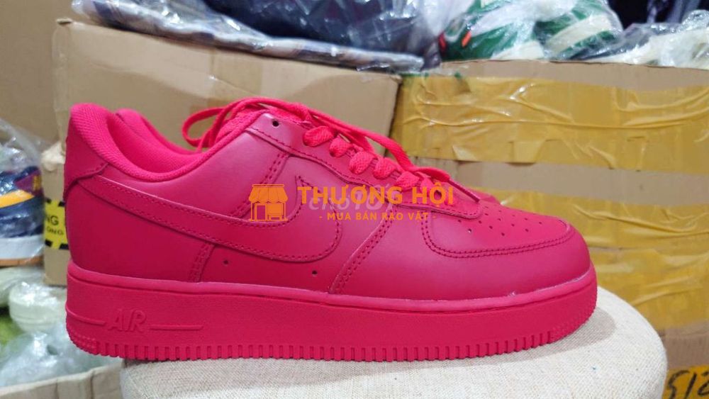 Pass lại đôi nike AF1 Size 41 còn rất mới