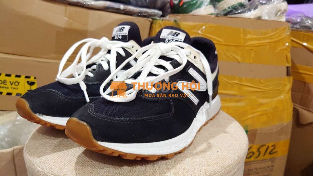 PASS LẠI ĐÔI NB Size 40
