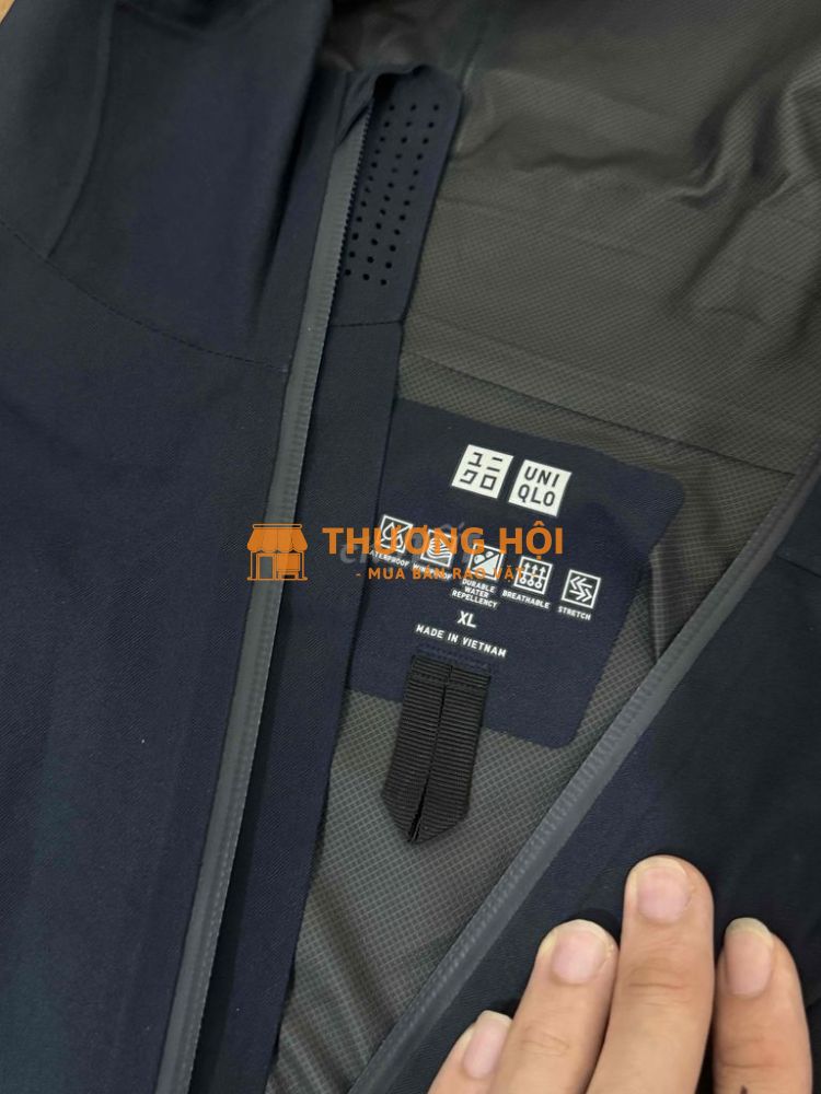 Thanh lí quần áo Uniqlo
