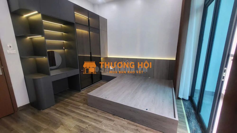 Cho thuê nhà ngõ Quan Nhân 4 tầng x 46m2, 4PN, 3WC, 16Triệu KD online, VP c.ty, ở gđ, nhóm