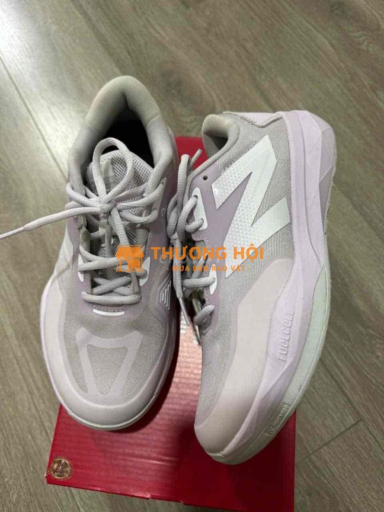 pass giày pickleball nữ newbalance 37,5