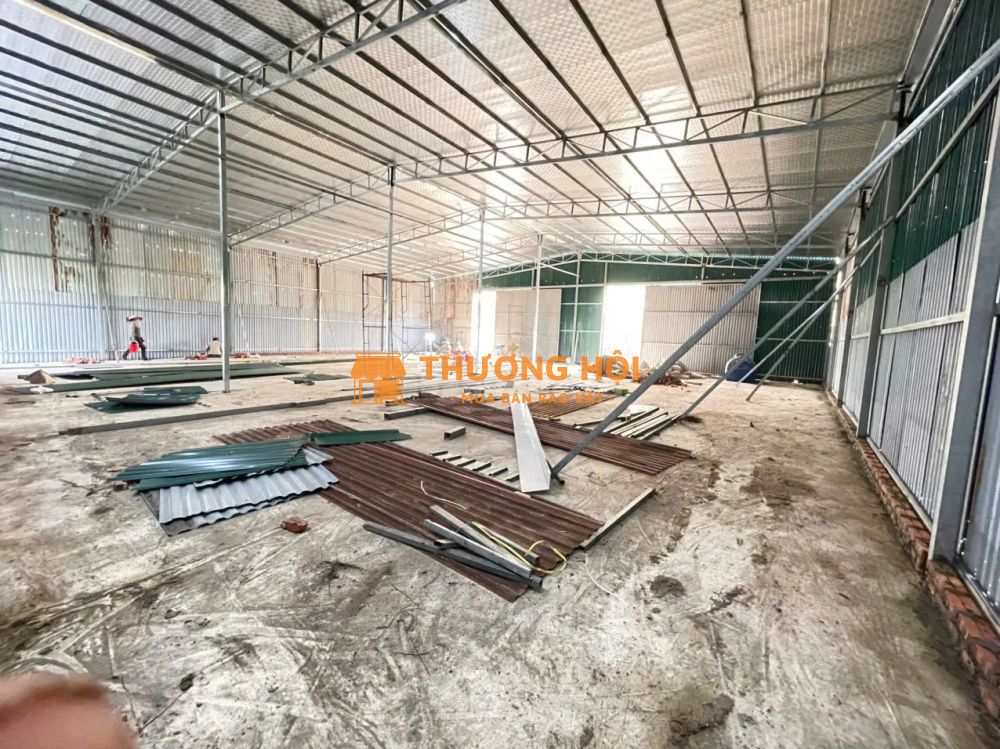 cho thuê kho xưởng tại Triều Khúc, Tân Triều , Hà Nội. Diện tích 400m khung thép hộp cao 7m , mái