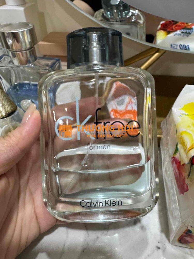 Em cần pass nước hoa CK nam ạ