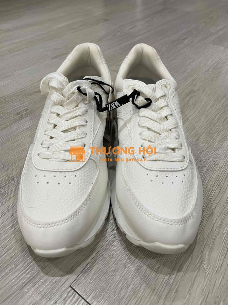 Giày sneaker zara size 39