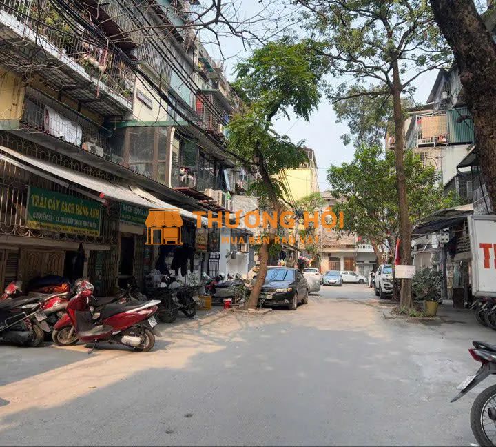 Cho thuê nhà Tập thể tầng 5 Giải Phóng 55m2, 2 ngủ, 7 Triệu