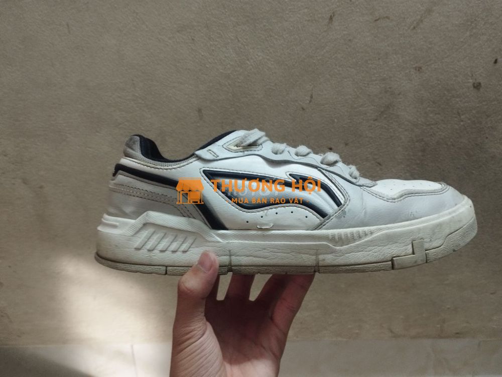 Size 41 muốn pass nhanh