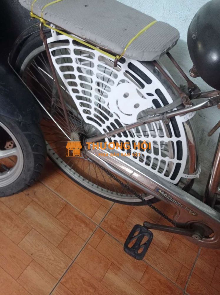 Nhà chật cần thanh lý