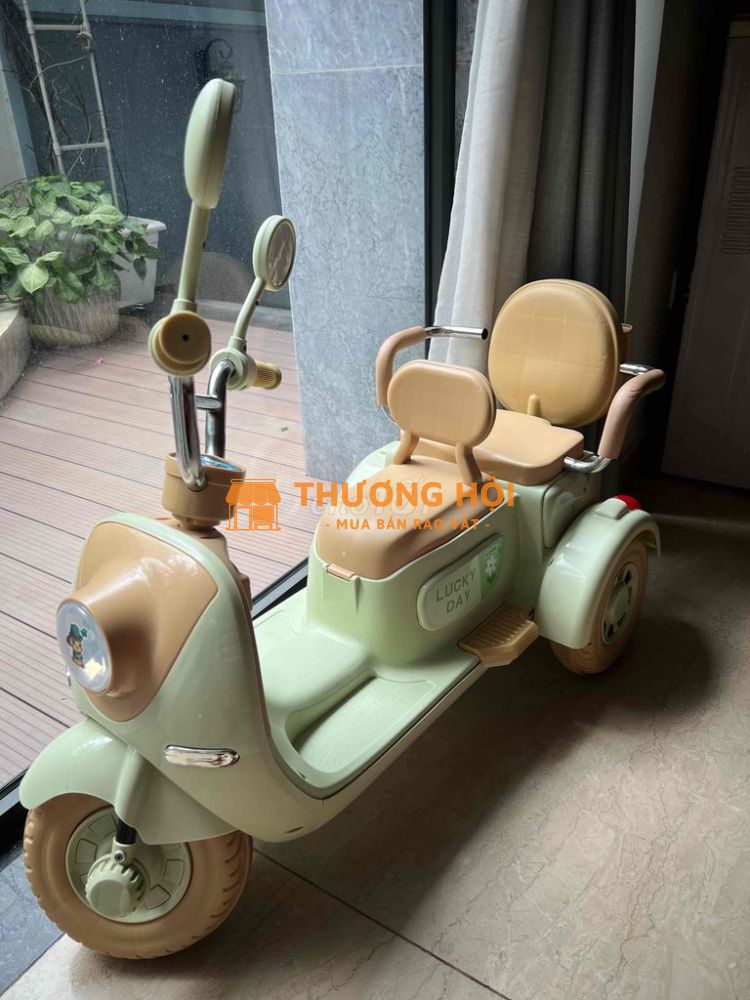 thanh lý xe điện 3 bánh cho bé