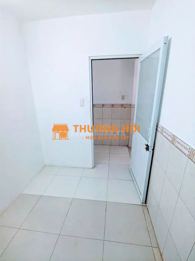 Chính chủ cho thuê phòng lầu 2 Chung Cư K26 với diện tích 25m2, rộng rãi, phù hợp cho sinh viên,