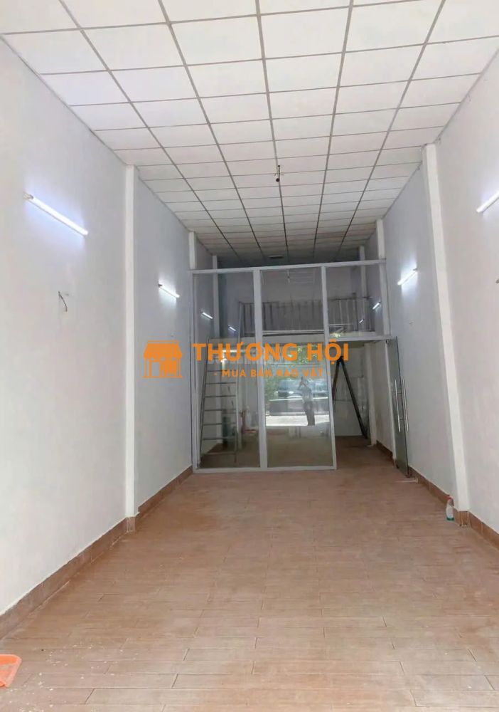 - Cho thuê nhà mặt tiền khu họ Lê. Quận Tân Phú.