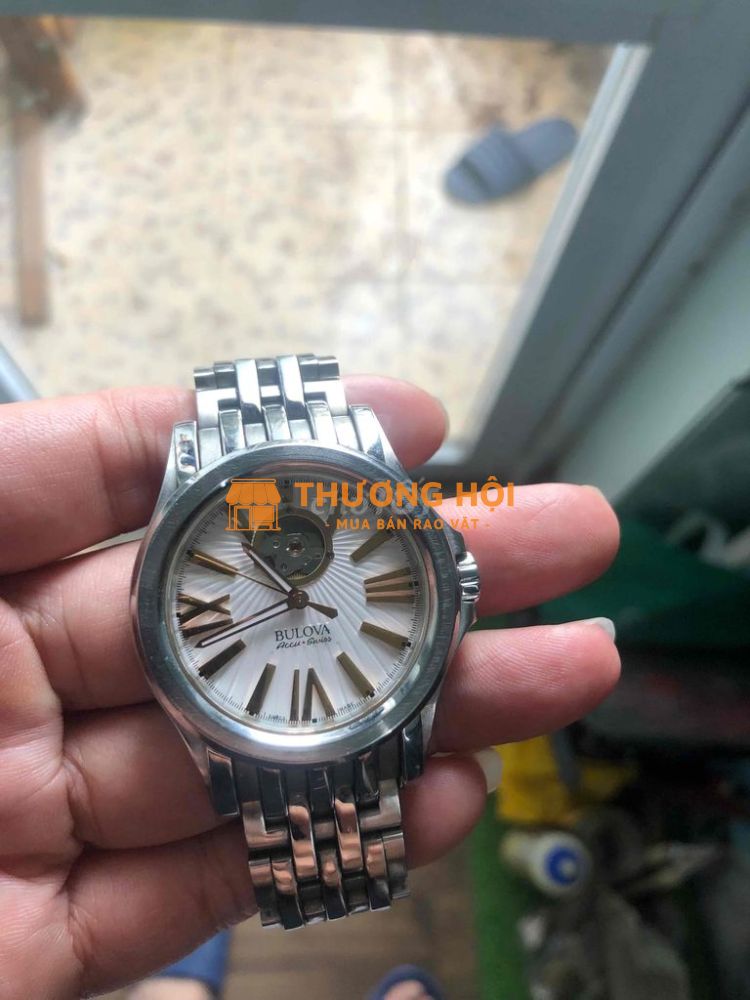 thanh lý đồng hồ bulova 65A105 swiss made