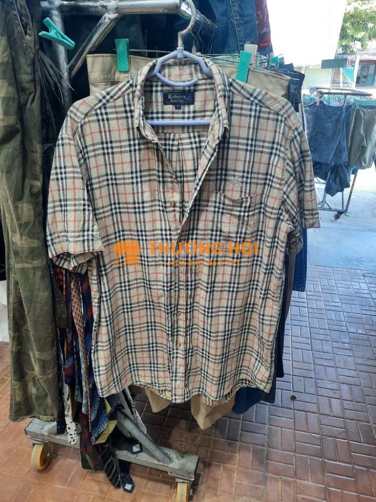 Áo Burrberry sz L sọc caroo
