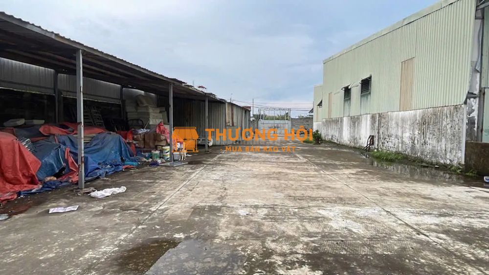 Nhà xường 2000m2 Bình Tân, đường Contener, giá chỉ 20tr/m