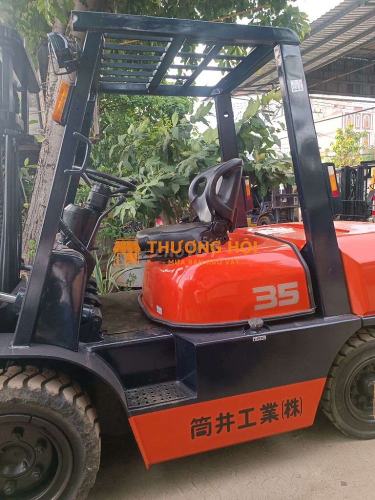 Xe nâng thanh lý ,máy móc nguyên bản