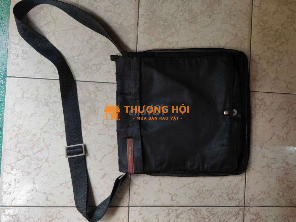 Thanh lý túi đeo nam
