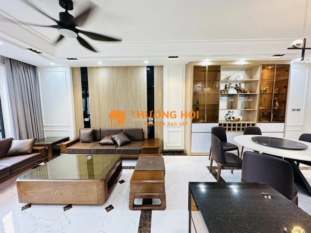 BÁN NHÀ HOÀNG QUỐC VIỆT - PHÂN LÔ Ô TÔ TRÁNH - THANG MÁY - TẶNG NỘI THẤT 52 M 6T 25.5TỶ