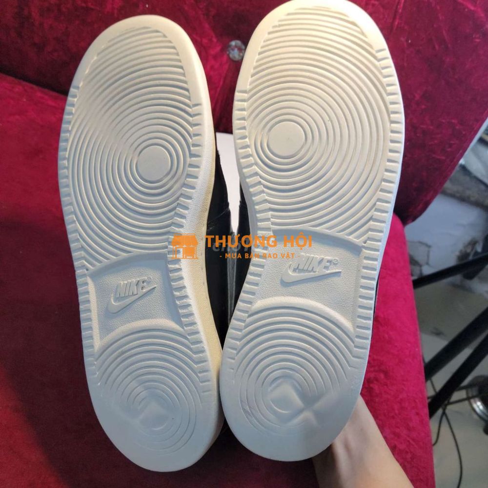 Nike vision đen size 43