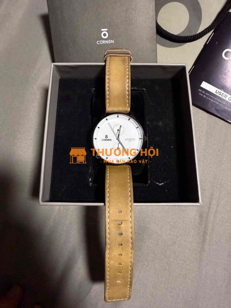 Đồng hồ Curnon full hộp sổ thẻ mới 99% size 42