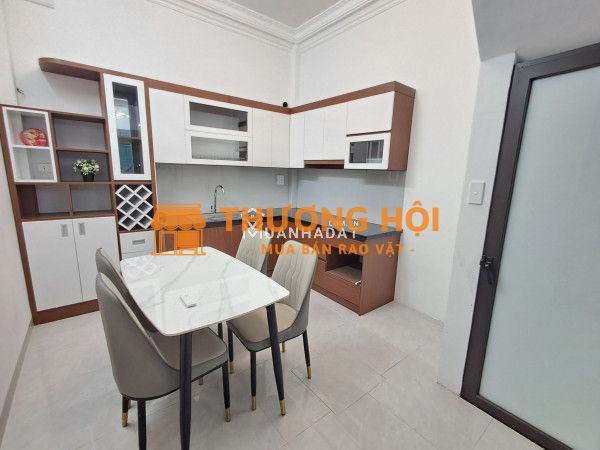 Mặt Ngõ Vip Đê La Thành 25m2 6T 3.6M2 GIÁ CHÀO 7 tỷ Ba Đình
