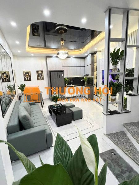 NHỈNH 5 TỶ - SIÊU PHẨM ĐỘI CẤN - BA ĐÌNH - GẦN Ô TÔ - GẦN HỒ - NGÕ THÔNG - 37M*5T - FULL NỘI THẤT.