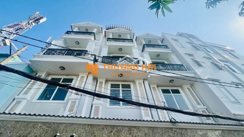 Chính Chủ Cần Bán Căn Nhà Tại Đường Số 18 - Lên Sóng Siêu Phẩm 5 Tầng - Full Nội Thất Cao Cấp..