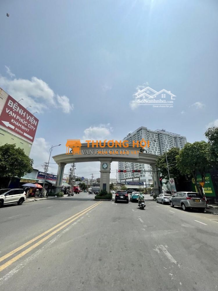 Hiếm Nhàdiện Tíchkhủng 240M2 7.5X32M Nở Hậu Ngay Vạn Phúc City Hiệp Bình Phước Tp Thủ Đức Cực Kỳ Hấp Dẫn