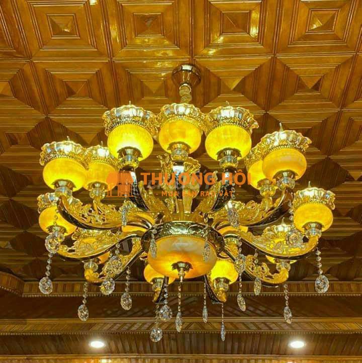 Thanh lý đèn chùm trang trí dọn kho hàng mới