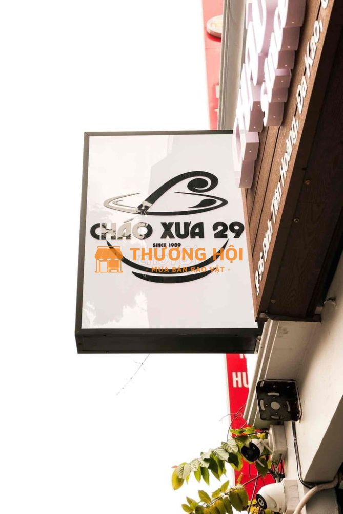 Tuyển Nhân Viên Quán Ăn - Vintage