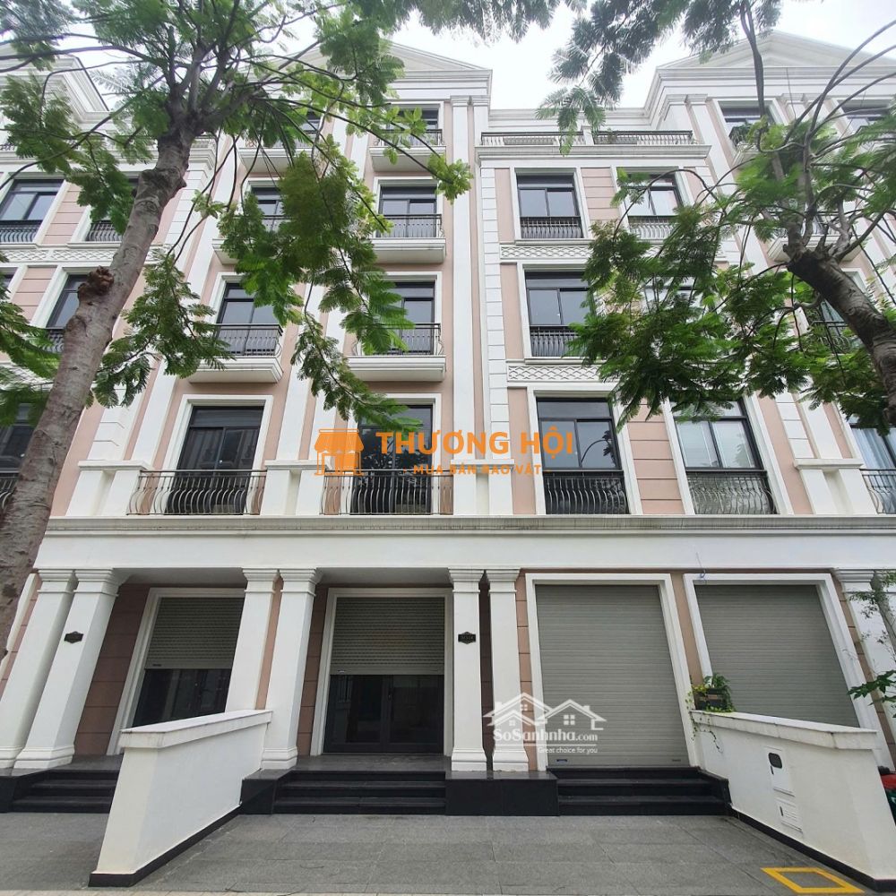 Sốc - Cho Thuê Np 5 Tầng - Khu Manhattan - Hoàn Thiện Thang Máy - Máy Lạnh Giá Rẻ Nhất - Vhgpq9