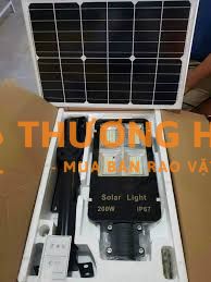 Đèn năng lượng mặt trời 100W, 200W, 300W IP67