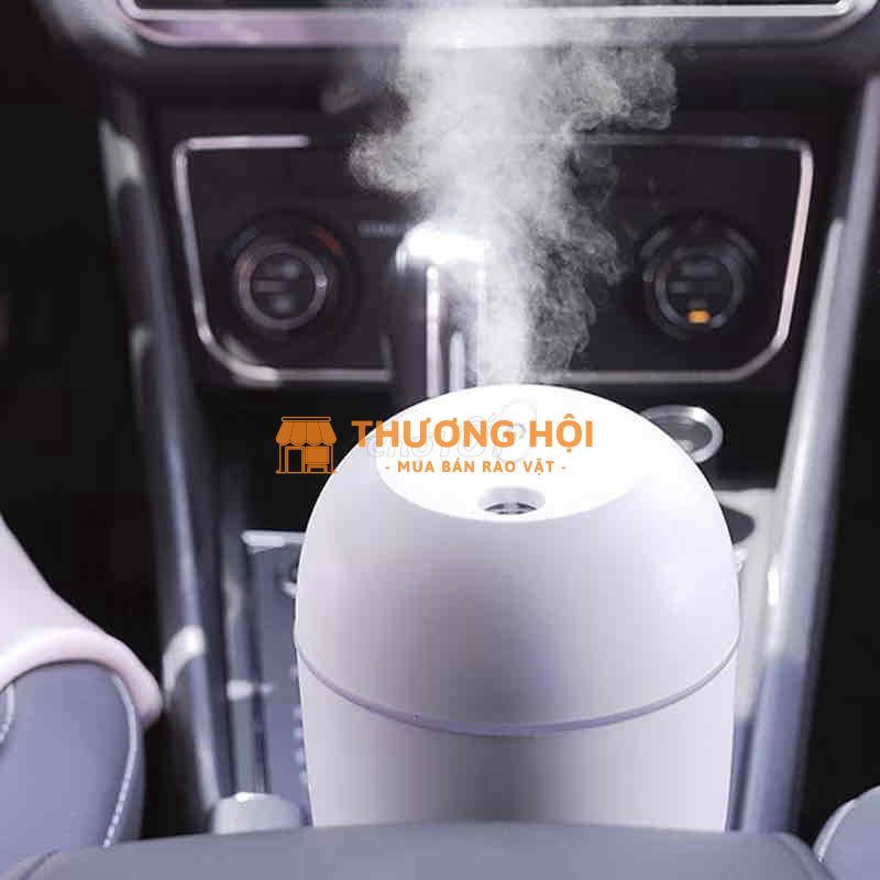 Thanh lý máy xông tinh dầu cho ô tô thơm tho