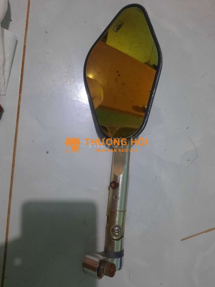 Kính xe máy chất liệu chất chắn Không rỉ