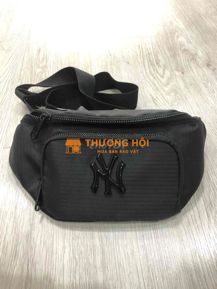 Túi đeo chéo MLB mới chưa dùng