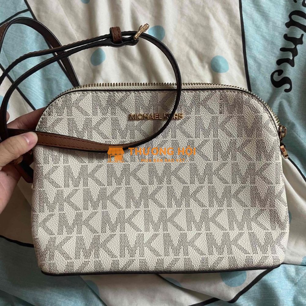 THANH LÝ PASS TÚI HIỆU MICHAEL KORS