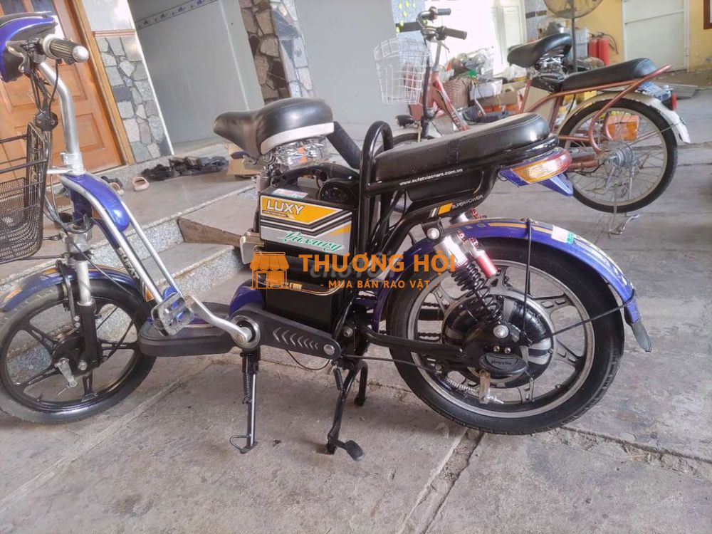Xe chính hãng sườn đôi