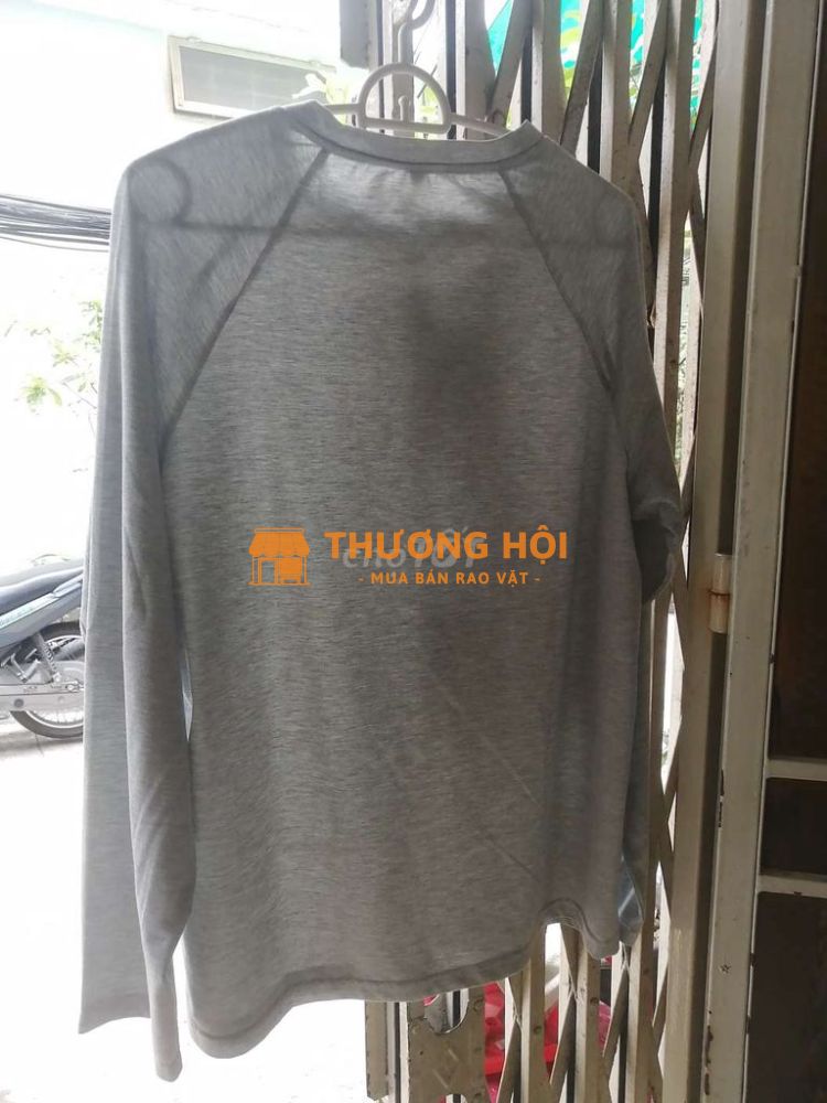 Áo thun dài tay size XL 90% mới