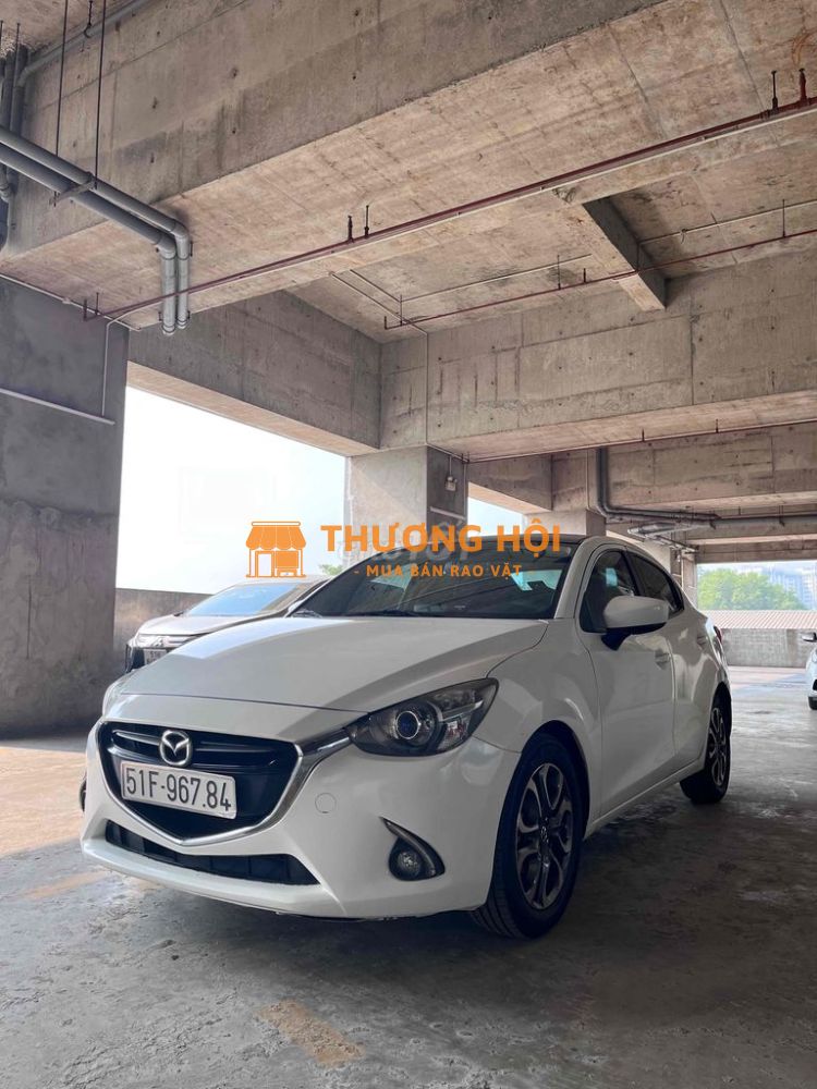 Mazda 2 2016 1.5 AT Sedan - 8 km