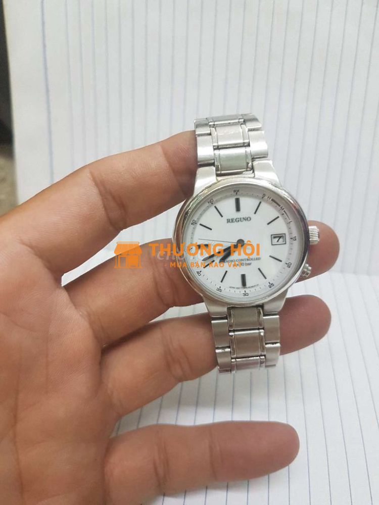 Đồng hồ Reguno Citizen pin Solar.